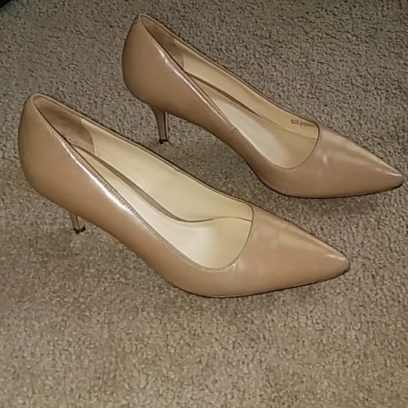 COLE HAAN - Picture 2 of 7